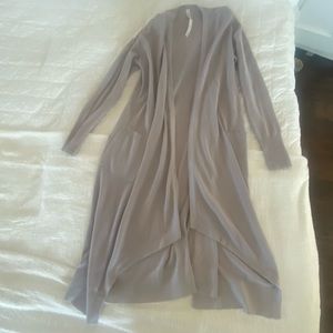 Lululemon Light Purple/Lavender Sweater size 8